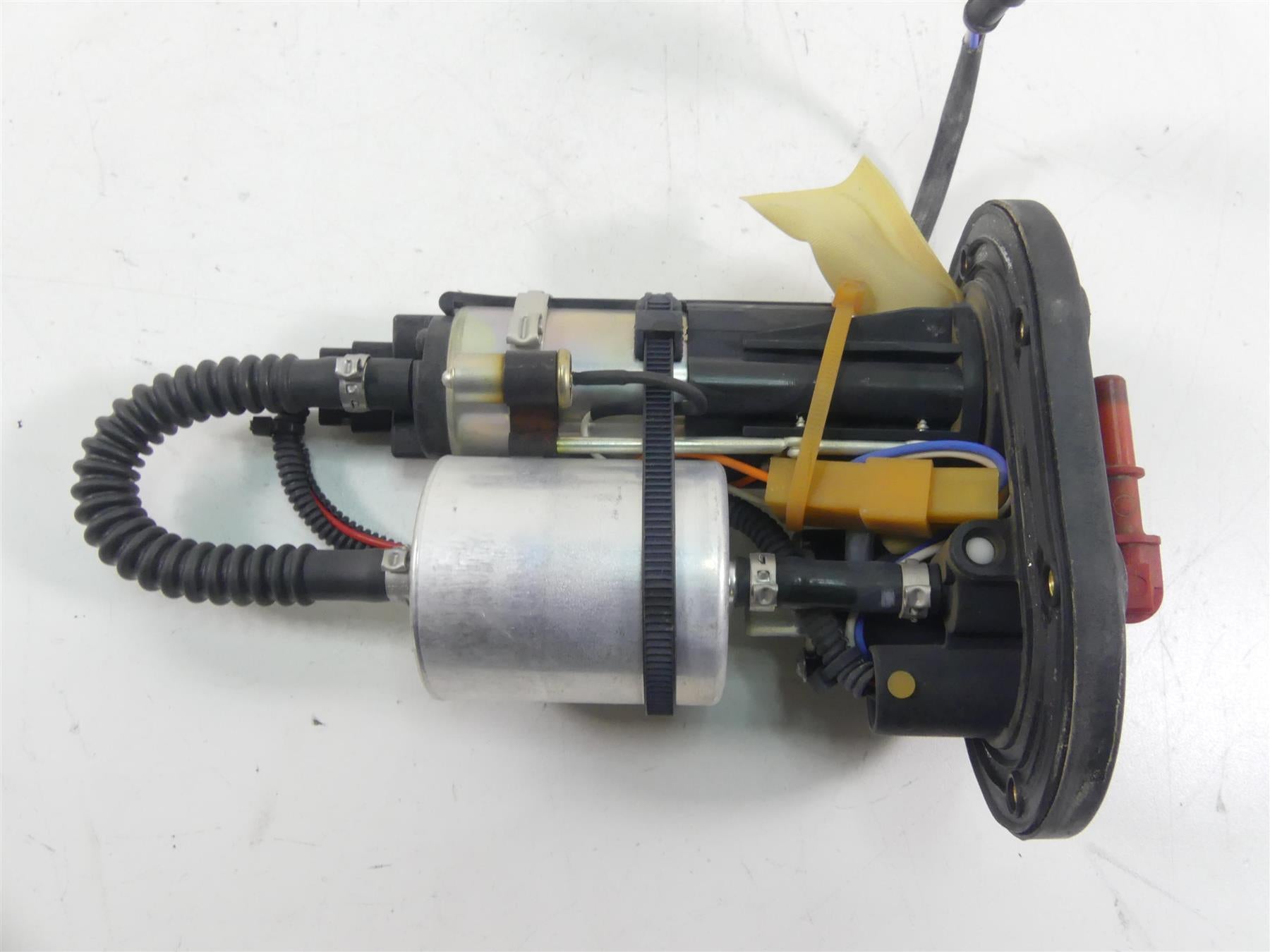 2014 Moto Guzzi Griso 1200 SE 8V Fuel Gas Petrol Pump - Tested 887423 {{ shop.shopifyCountryName }} - Mototech271