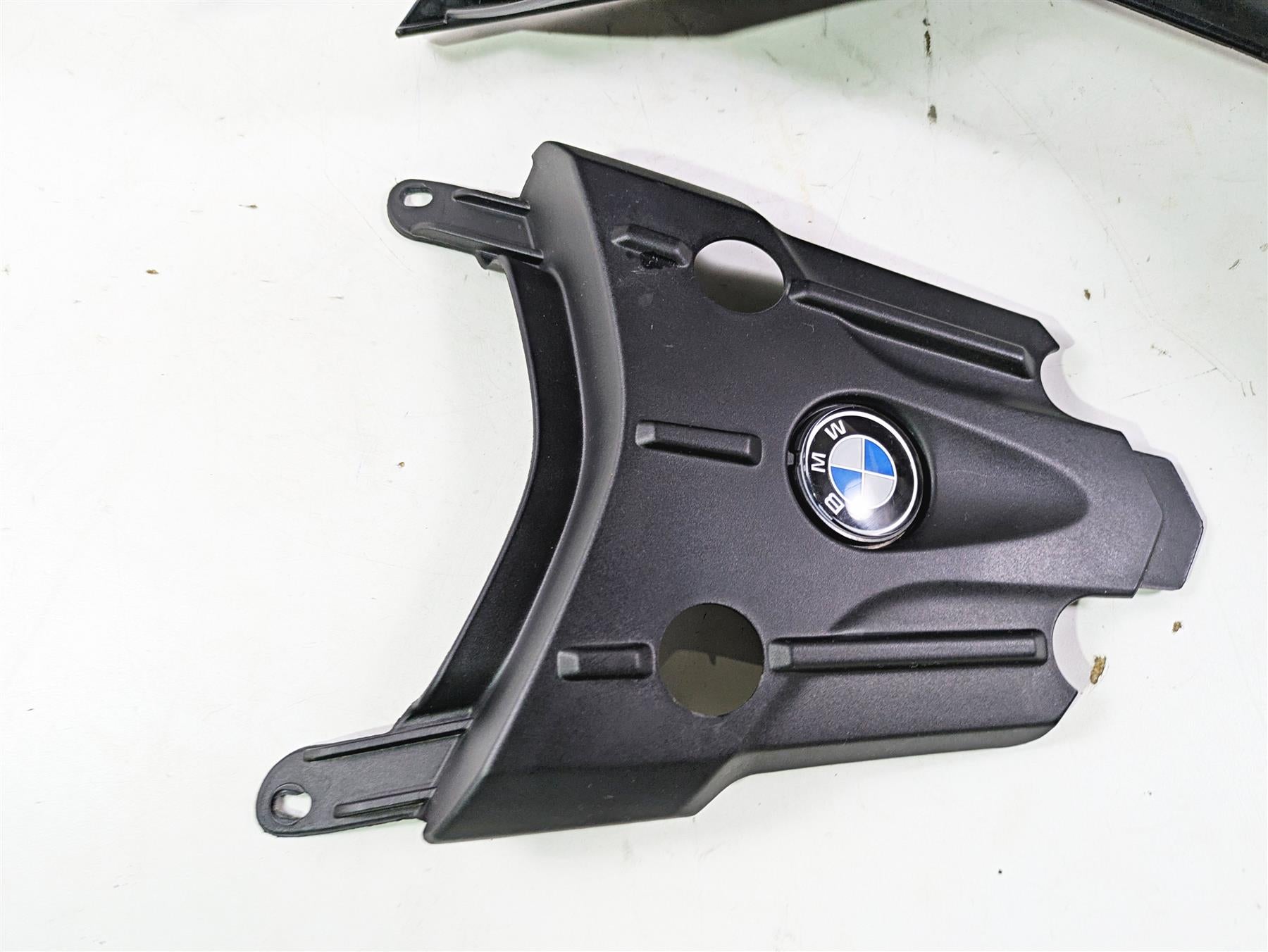 2017 BMW F800GS Adv K75 Tail Fairing Cover Plate Holder Set 46627695030 {{ shop.shopifyCountryName }} - Mototech271