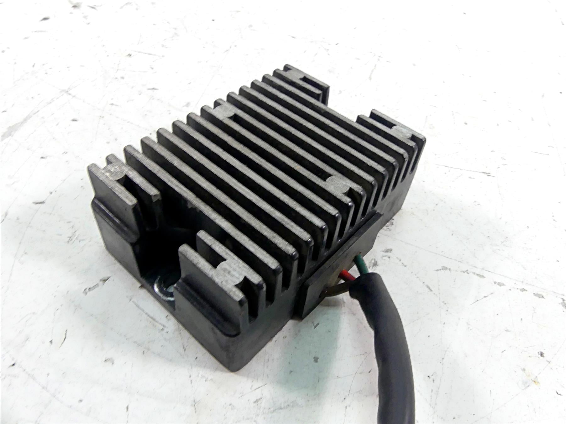 1979 Harley Sportster XLS1000 Roadster Rectifier Voltage Regulator 74504-78 {{ shop.shopifyCountryName }} - Mototech271