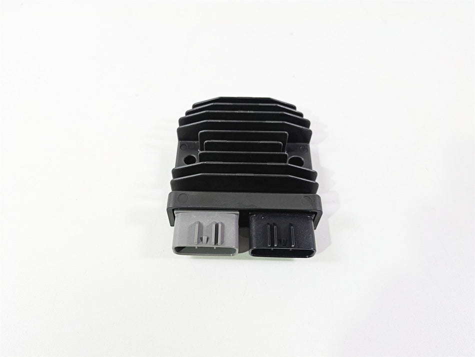 2022 Ducati Streetfighter V2 Rectifier Voltage Regulator 54040331A FH027AA {{ shop.shopifyCountryName }} - Mototech271