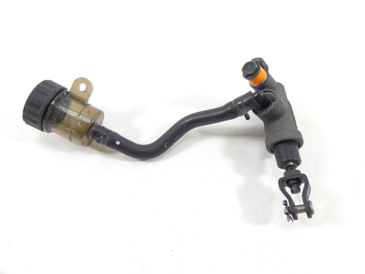 2022 Triumph Speed Triple 1200 RS Rear 1/2 Nissin Brake Master Cylinder T2027033 {{ shop.shopifyCountryName }} - Mototech271