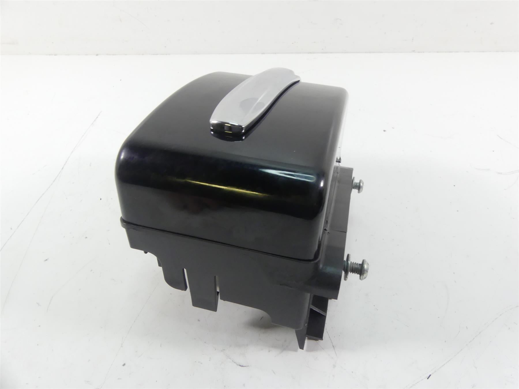 2013 Harley FXDWG Dyna Wide Glide Electric Tray & Cover Lid 70367-12 66361-12 {{ shop.shopifyCountryName }} - Mototech271
