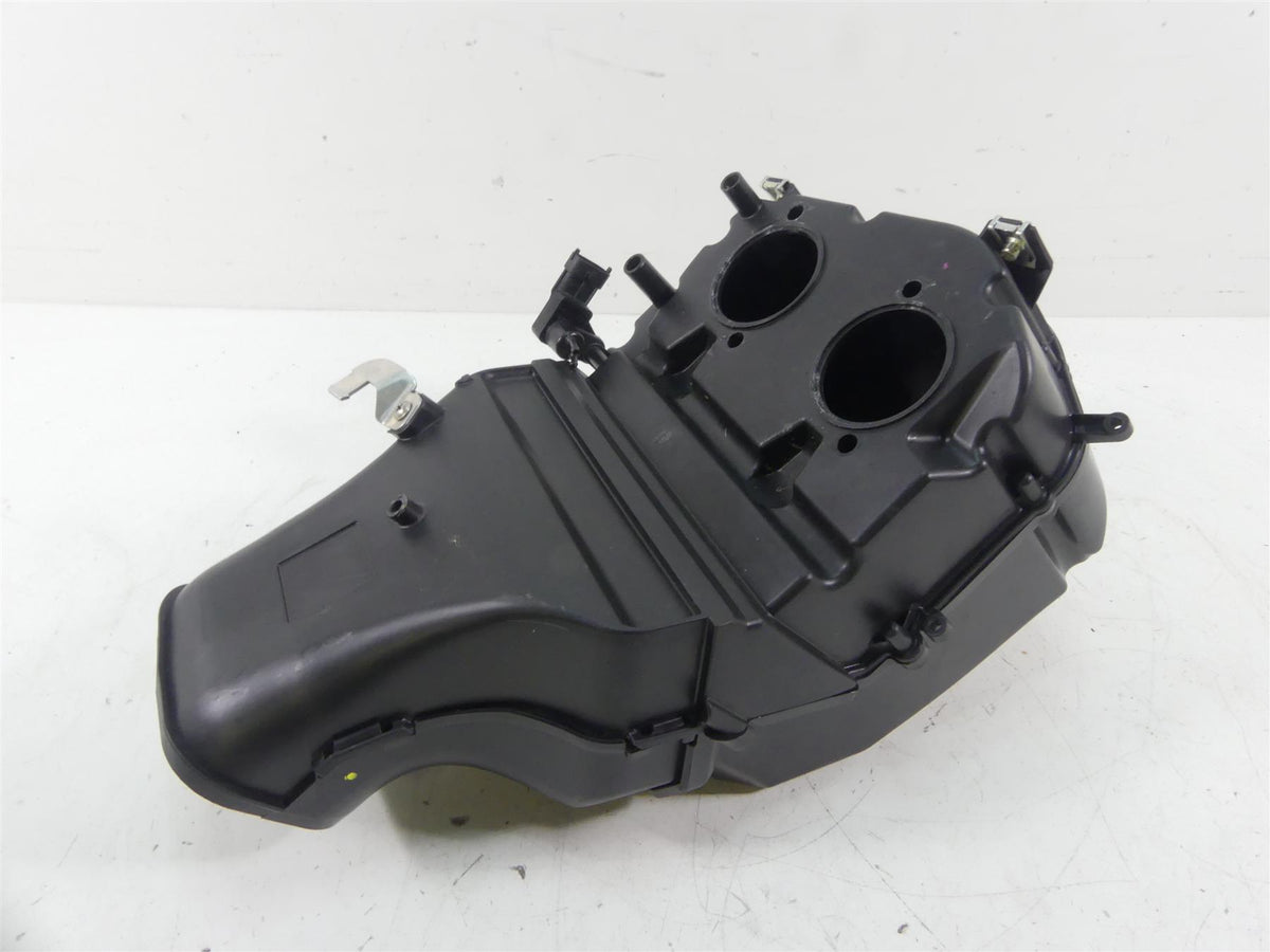 2021 Aprilia RS 660 Air Filter Cleaner Breather Box Airbox 2B006527 2B006529 {{ shop.shopifyCountryName }} - Mototech271