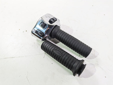 2019 Indian Chieftain Limited Right Hand Control Switch Cruise 4018445 {{ shop.shopifyCountryName }} - Mototech271