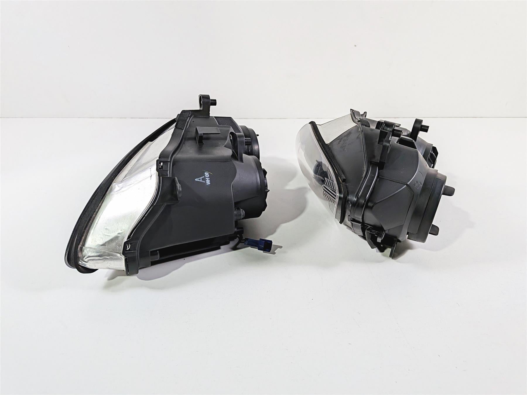 2008 Yamaha YZF R1 RN19 Nice Headlight Head Lamp Set & Wiring 4C8-84303-40-00 {{ shop.shopifyCountryName }} - Mototech271