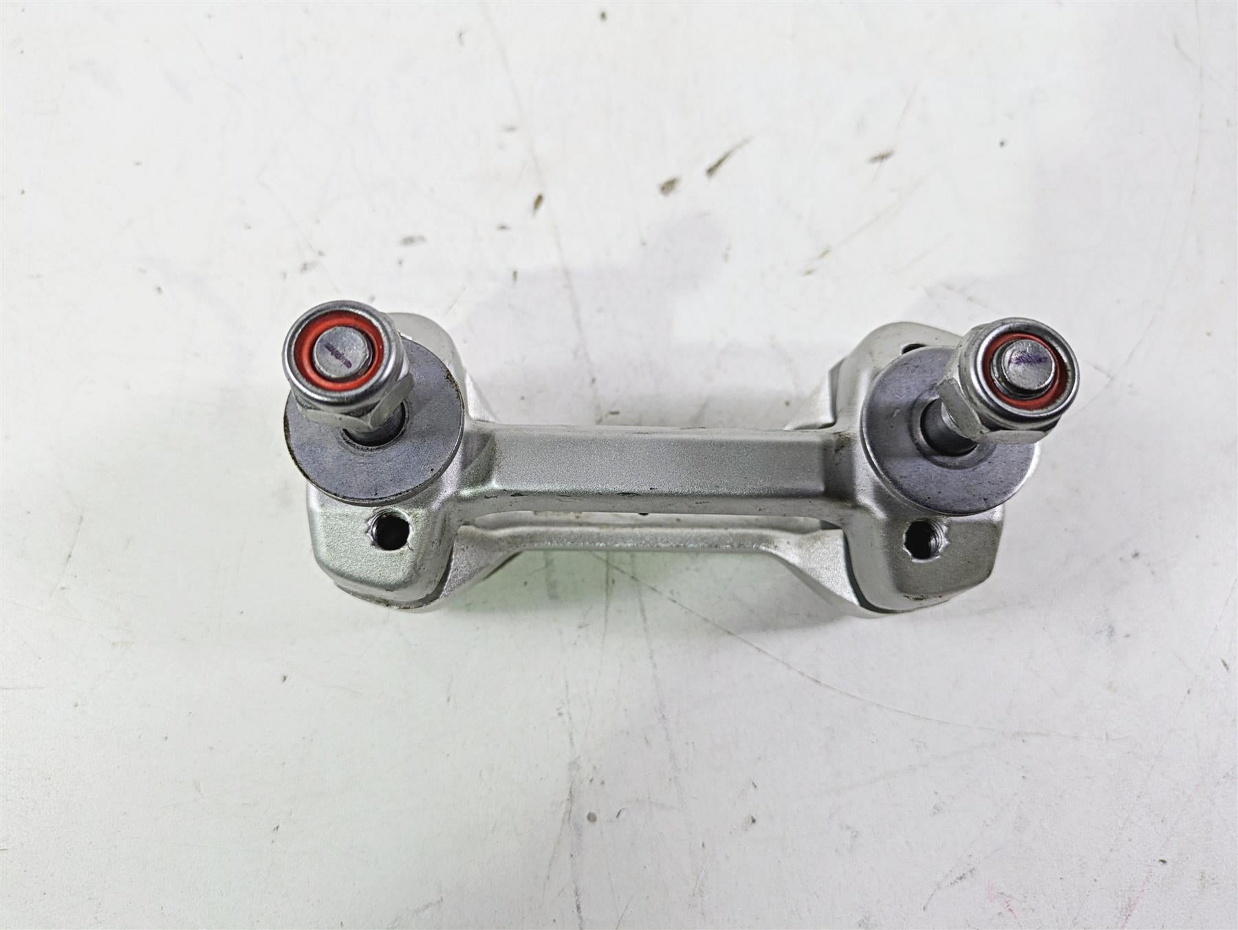 2023 BMW G310R K03 Handlebar Riser Holder Clamp Set 32718554120 {{ shop.shopifyCountryName }} - Mototech271