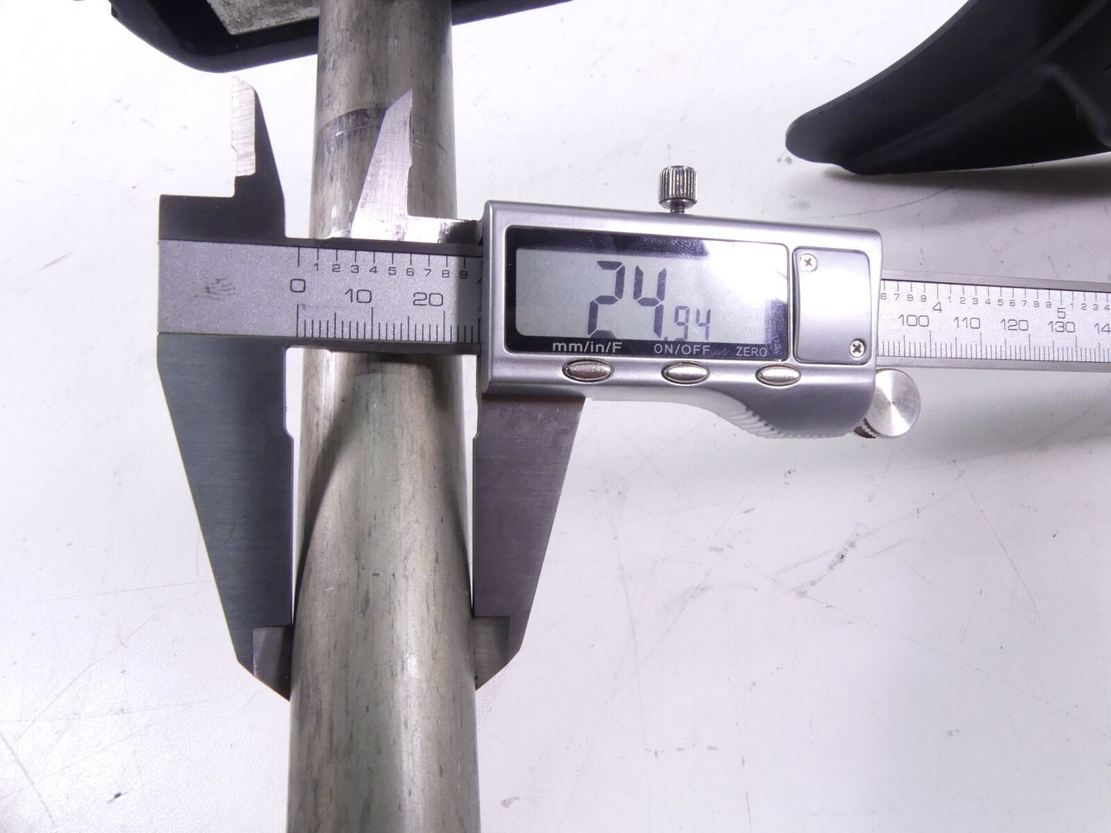 2013 Harley FXDF Dyna Fat Bob Rear Swingarm With Belt Guards 47820-10 {{ shop.shopifyCountryName }} - Mototech271
