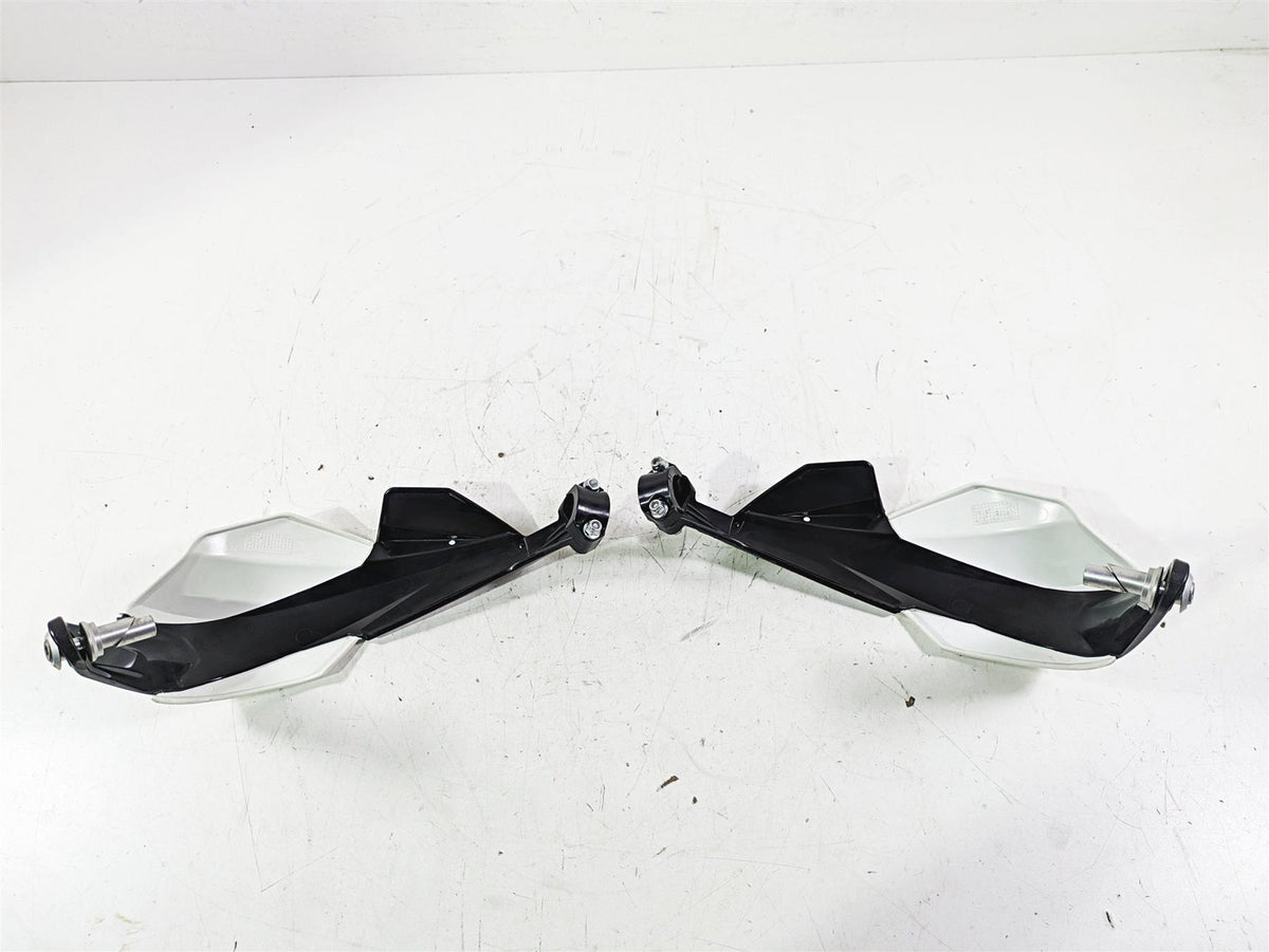KTM 890 1290 Adventure Handguard Hand Guard Set 60302181110 {{ shop.shopifyCountryName }} - Mototech271