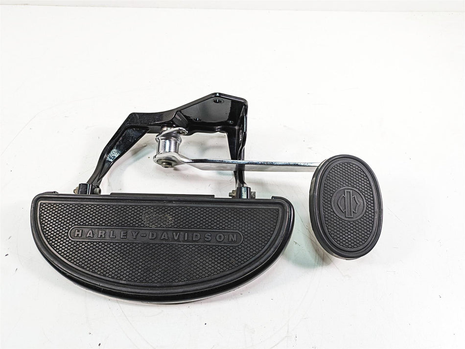 2009 Harley Softail FLSTSB Cross Bones Right Floor Board & Br Ped Set 50600026 {{ shop.shopifyCountryName }} - Mototech271