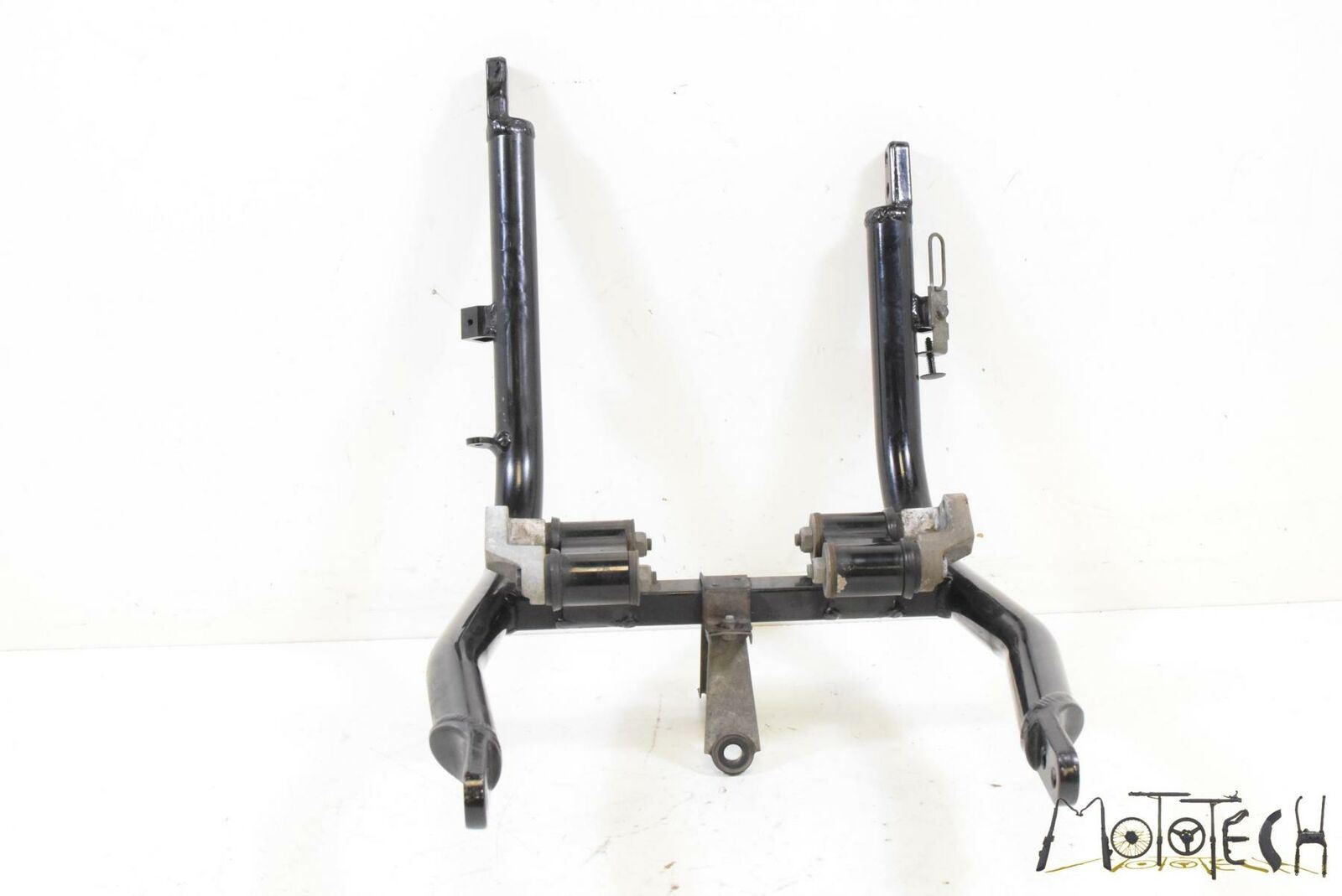 2005 Kawasaki ZZR1200 ZX1200 Front Downtube Lower Frame Rails 31064-1246 {{ shop.shopifyCountryName }} - Mototech271