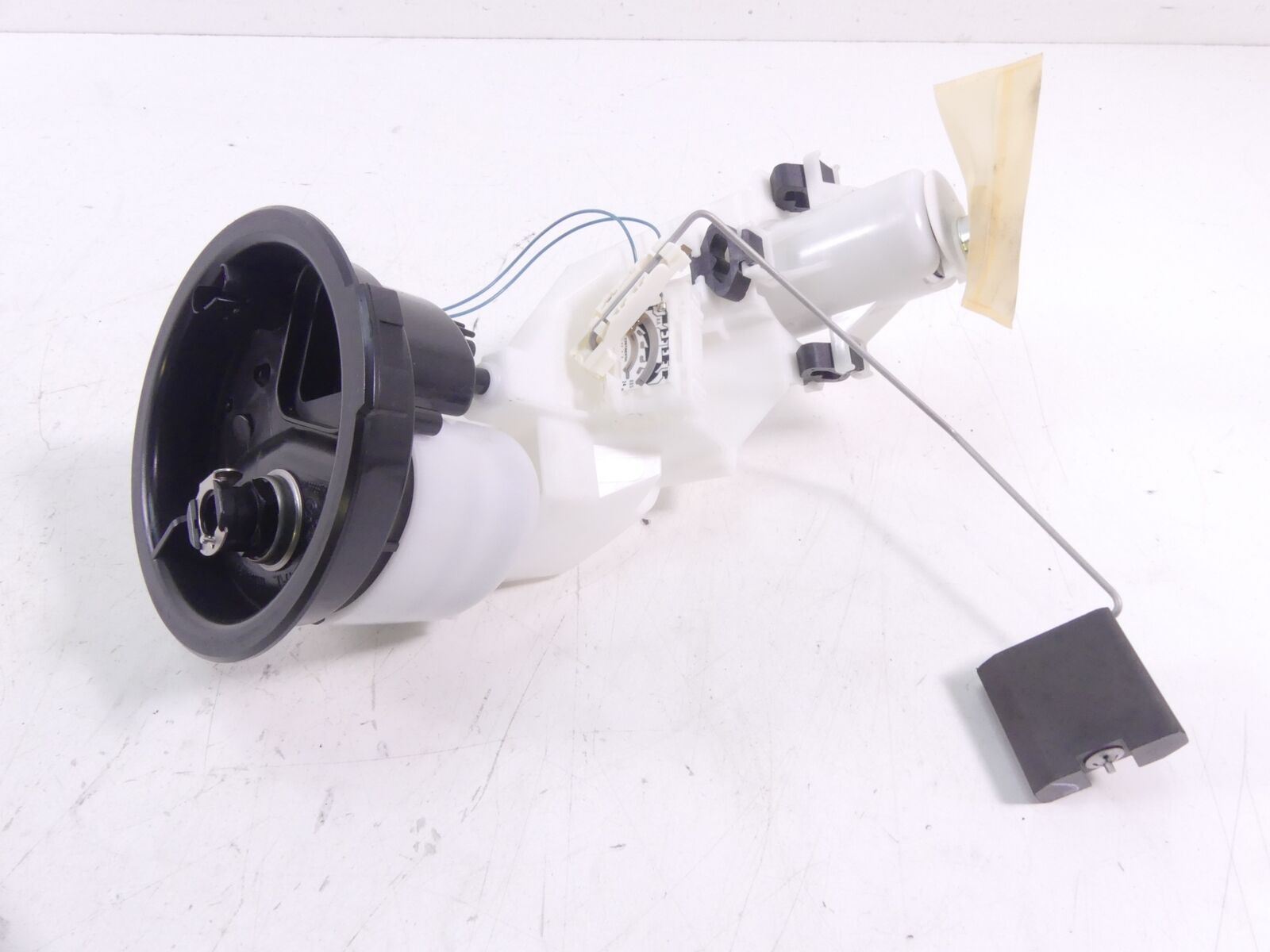 2018 BMW K1600 Bagger Fuel Gas Petrol Pump & Level Sender 16148563526 {{ shop.shopifyCountryName }} - Mototech271