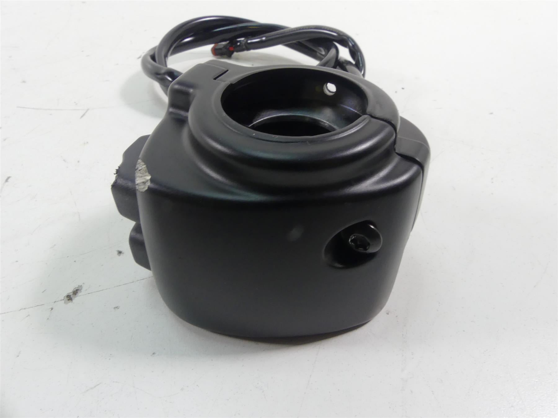 2020 Harley XL1200 CX Sportster Roadster Left Hand Control Switch -Read 71500292 {{ shop.shopifyCountryName }} - Mototech271