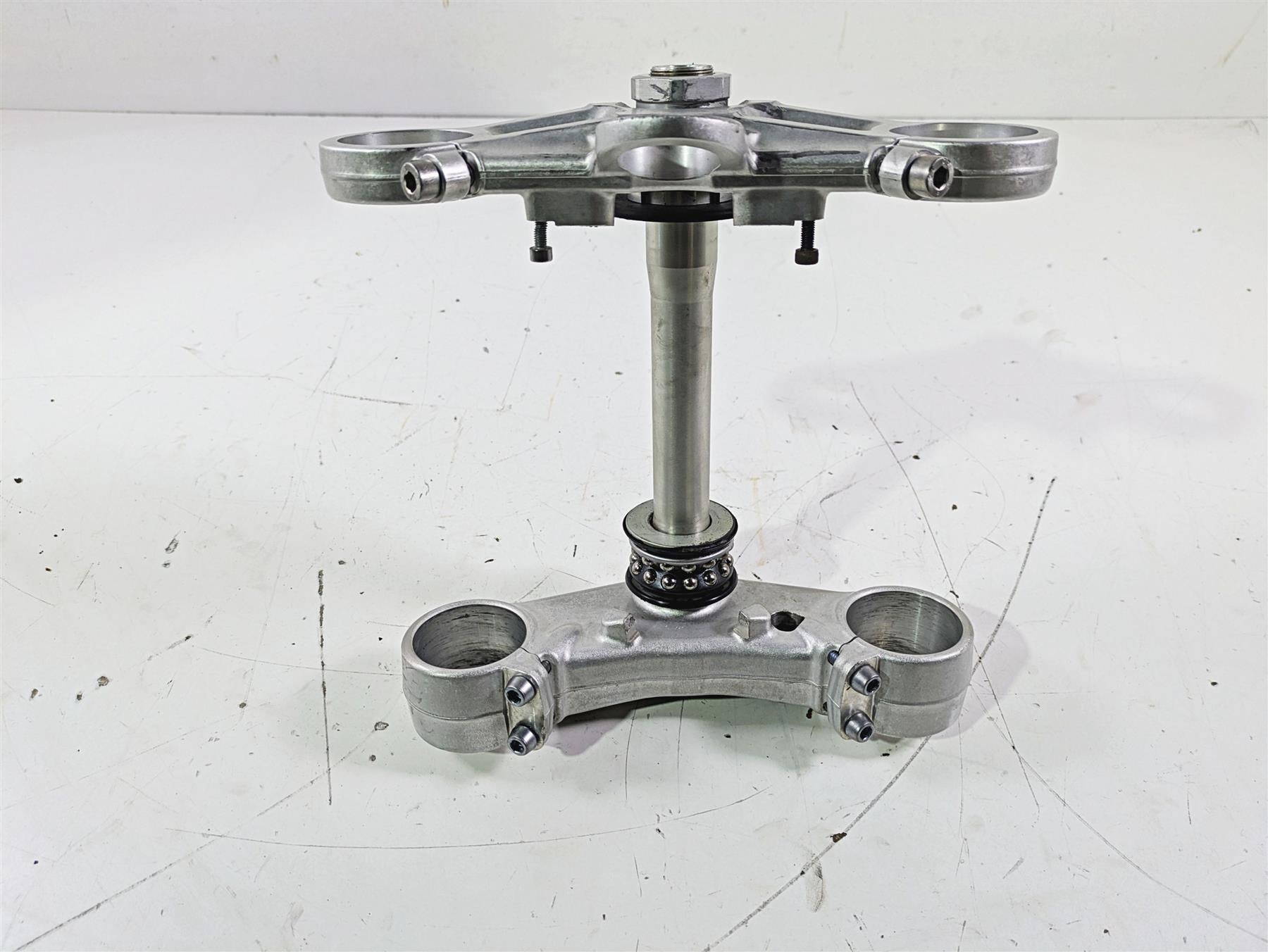 2012 Triumph Daytona 675 Upper Lower Triple Tree Set T2044130 T2049170