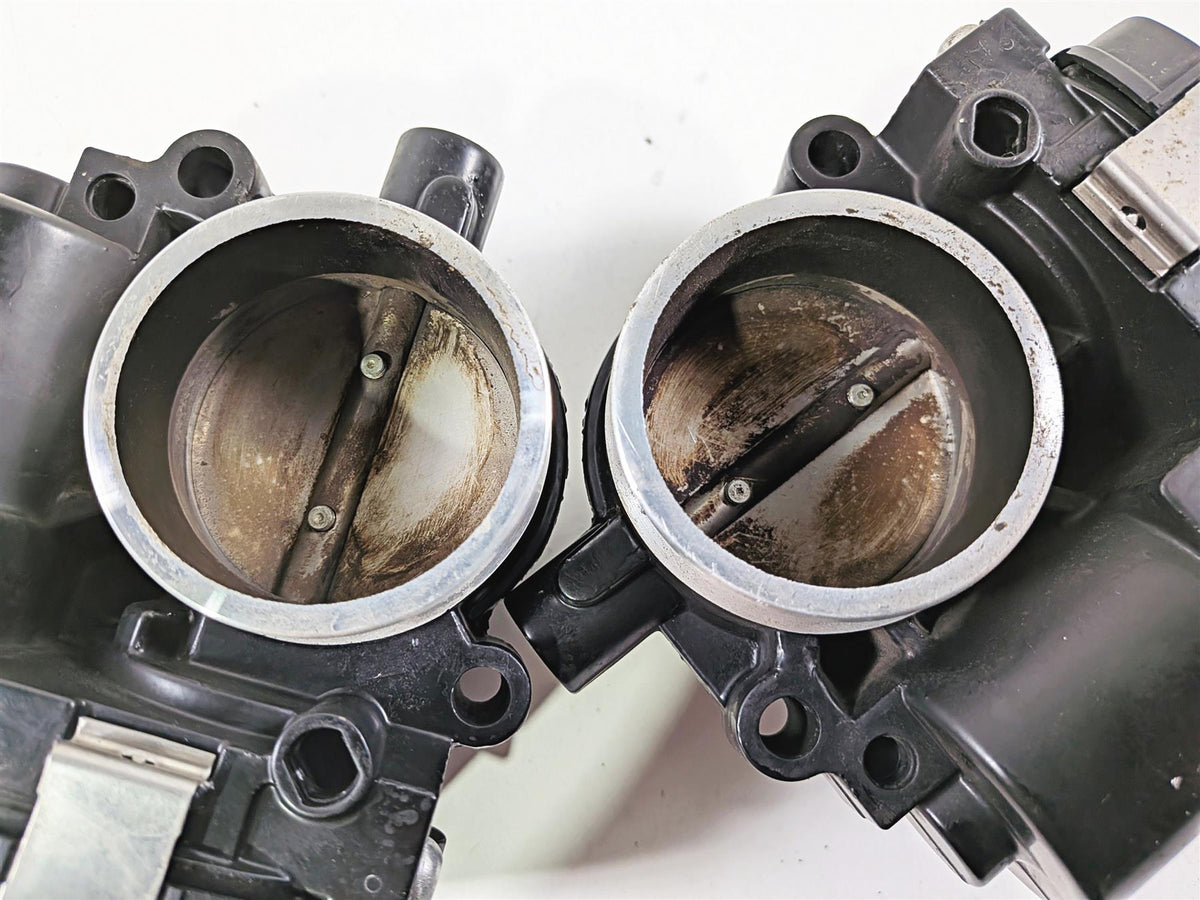 2016 BMW R1200 GS K50 Throttle Body Bodies Fuel Injection Set 13548564959 {{ shop.shopifyCountryName }} - Mototech271