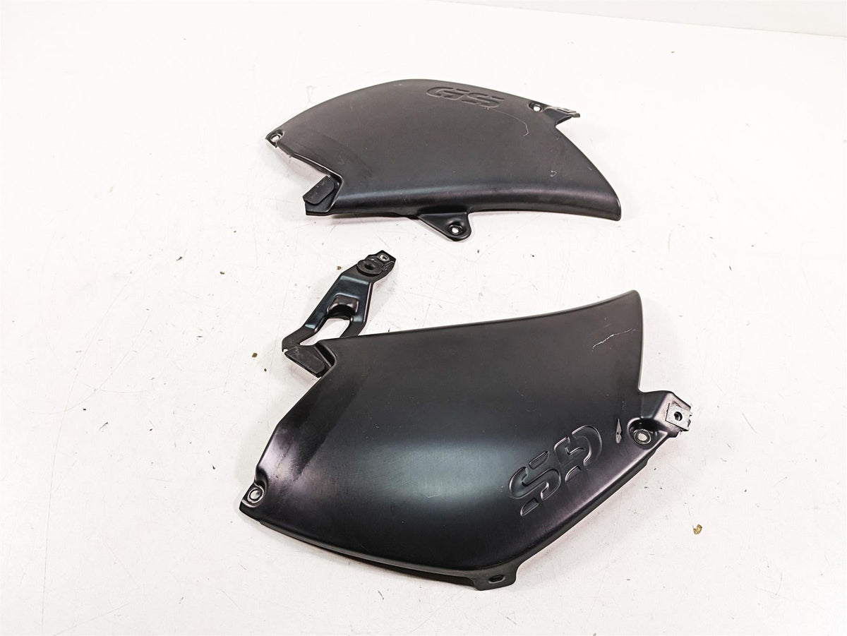 2007 BMW R1200GS K255 Adv Between Leg Side Cover Set 46637698234 46637727269 {{ shop.shopifyCountryName }} - Mototech271