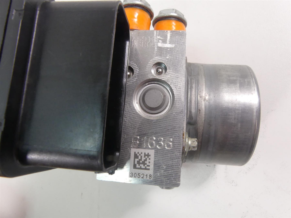 2019 Harley FLHC Softail Heritage Abs Brake Pump Pressure Module Unit 41100044C {{ shop.shopifyCountryName }} - Mototech271