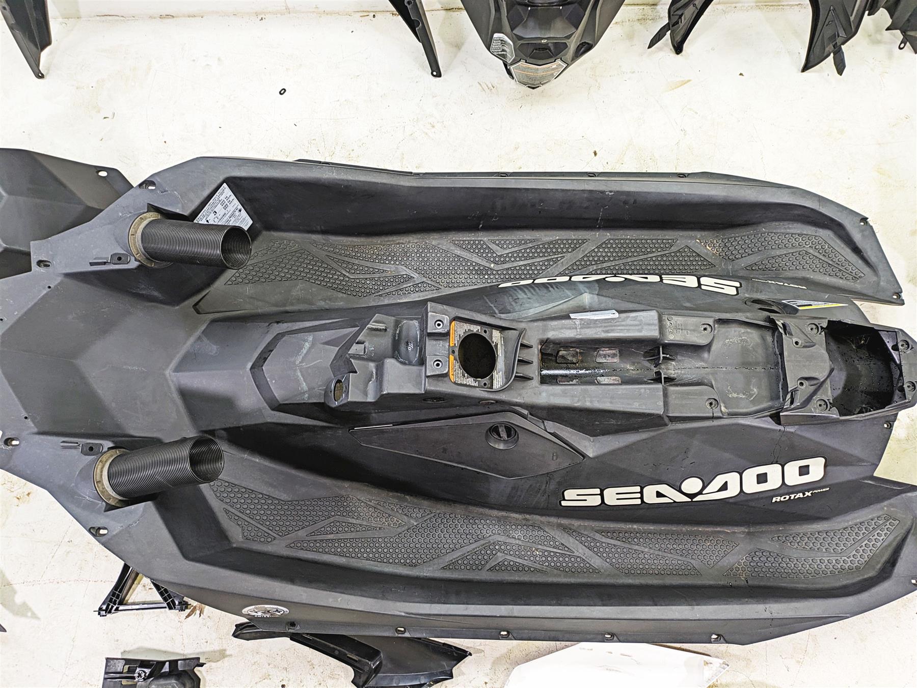 2016 Sea-Doo Spark 900 Body Plastic Black Cover Fairing Cowl Set 291004303 {{ shop.shopifyCountryName }} - Mototech271