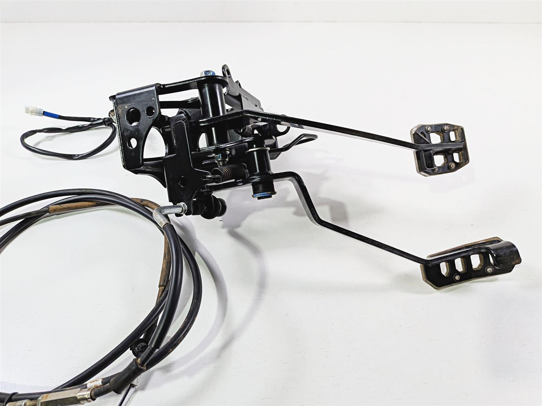 2021 Yamaha YXZ1000R EPS SS SE Foot Pedal Set & Cables B57-F2548-01-00 {{ shop.shopifyCountryName }} - Mototech271