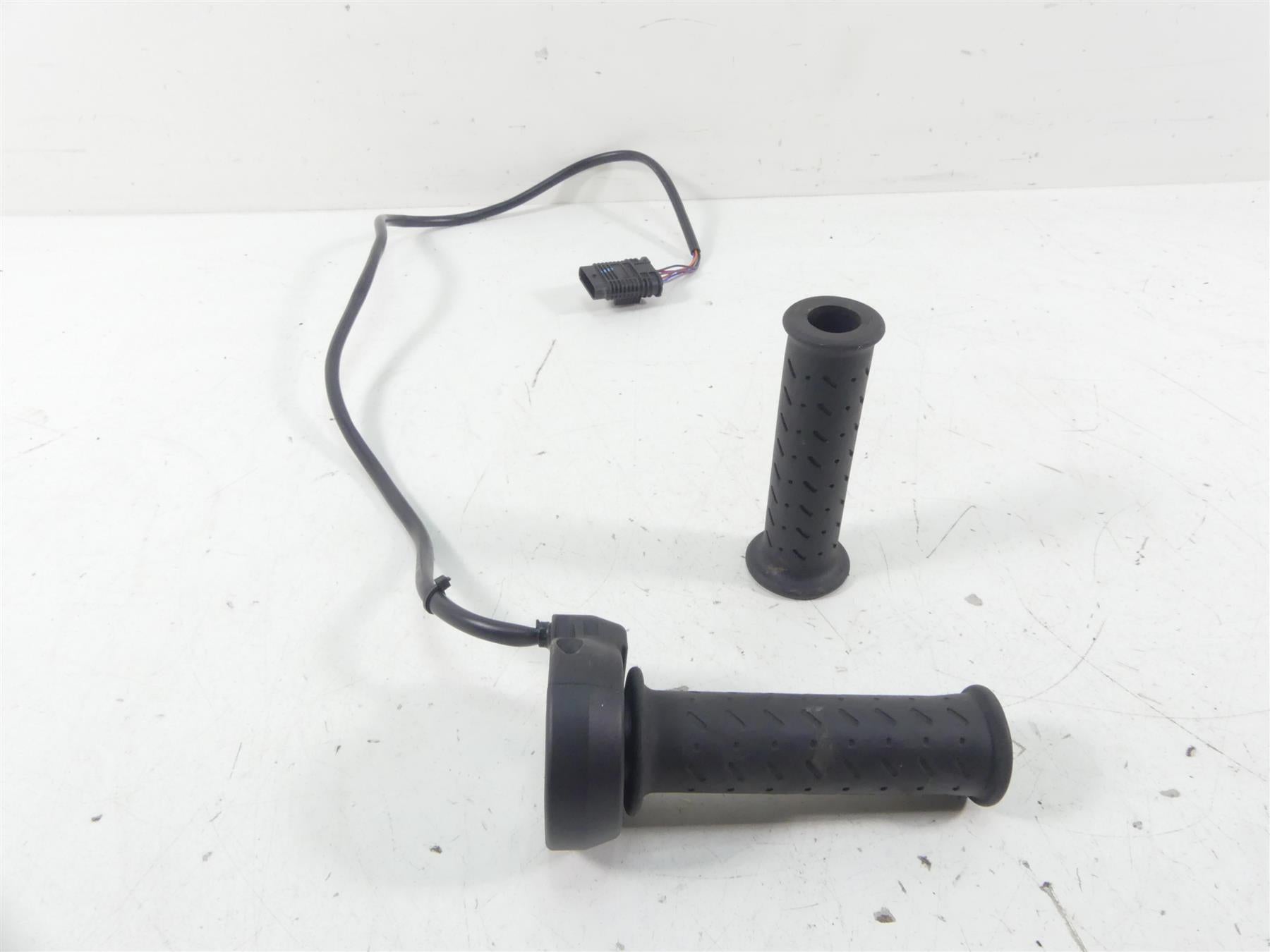 2021 Aprilia RS 660 Ride Fly By Wire Throttle Sensor 2D000095 {{ shop.shopifyCountryName }} - Mototech271
