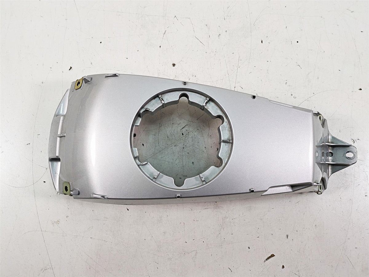 2007 BMW R1200RT K26 Center Tank Cover Fairing Cover 46637681150 46637682975 {{ shop.shopifyCountryName }} - Mototech271