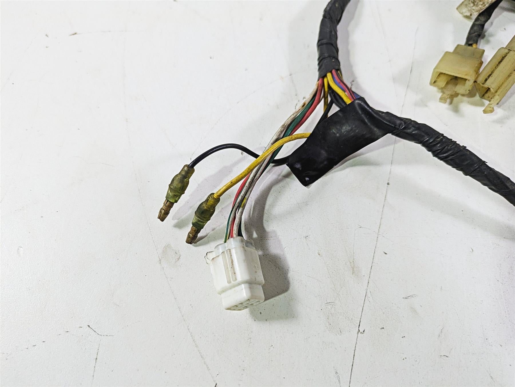 2001 Yamaha Banshee YFZ350 Wiring Harness Loom 3GG-82590-20-00 {{ shop.shopifyCountryName }} - Mototech271