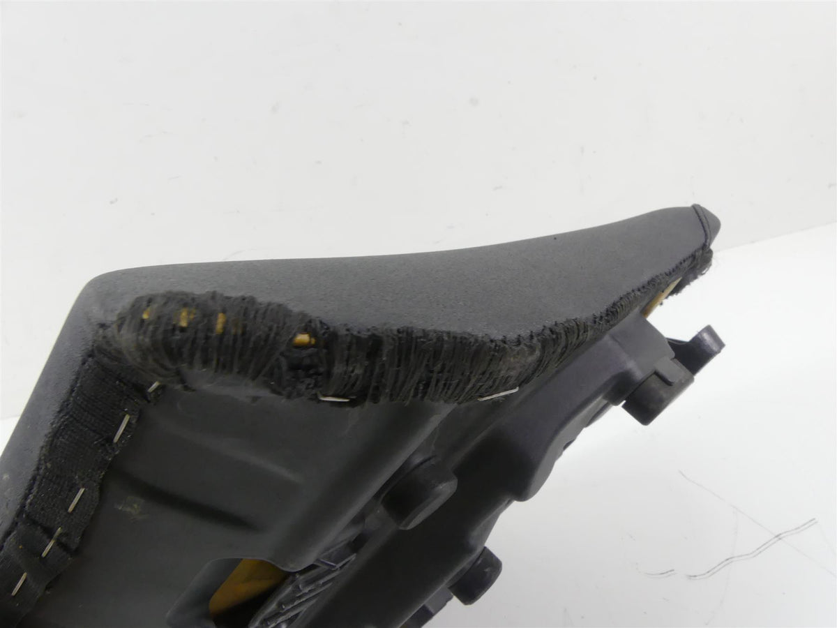 2004 Aprilia RSV1000 R Mille Front Rider Driver Seat Saddle AP8129319 {{ shop.shopifyCountryName }} - Mototech271