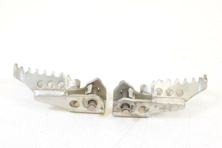 2009 BMW R1200 GS K255 Adv Front Rider Driver Footpeg Set 46717694557 {{ shop.shopifyCountryName }} - Mototech271
