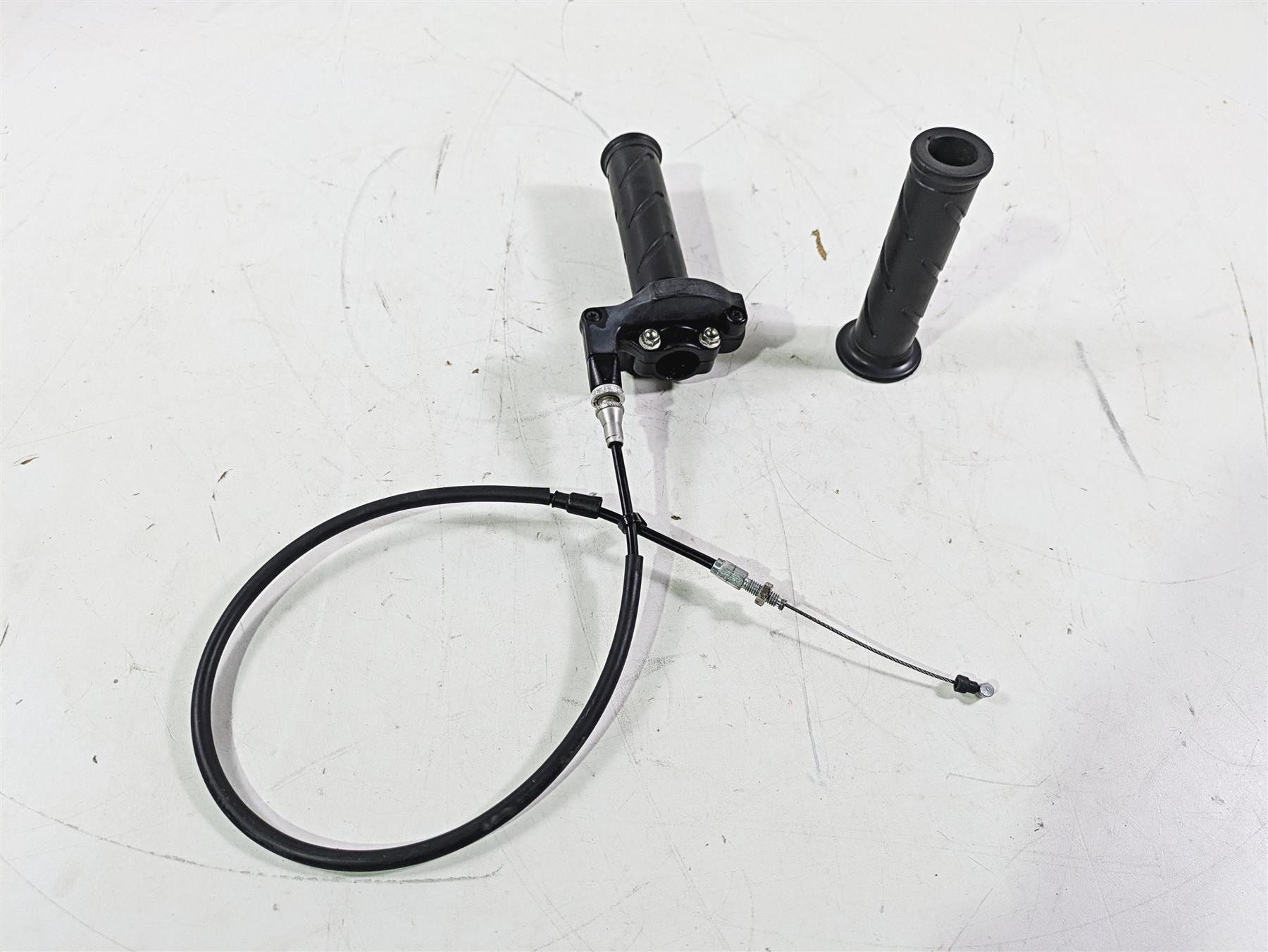 2009 Ducati Monster 1100 S Throttle Grip Handle Cable Set 65420032A {{ shop.shopifyCountryName }} - Mototech271