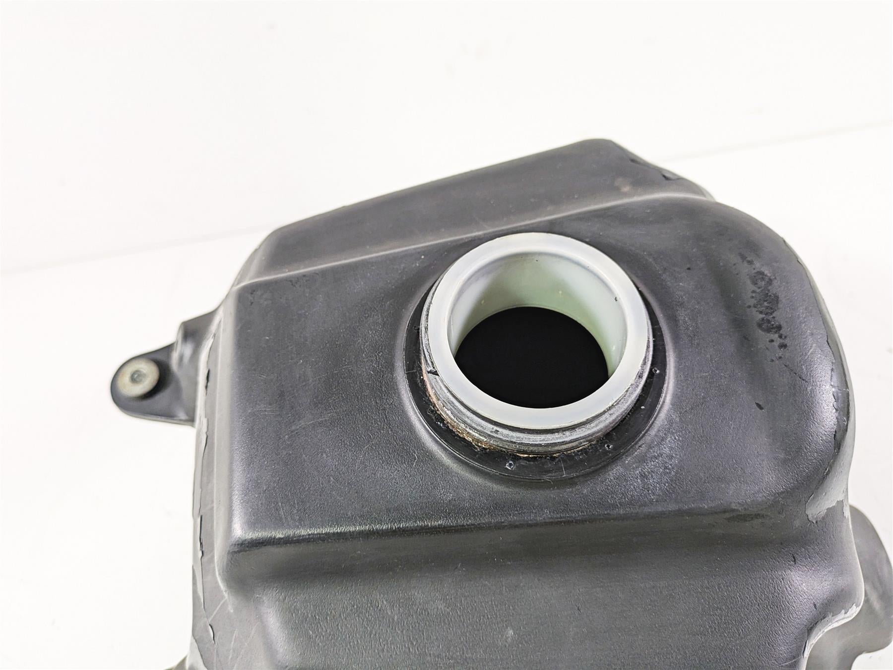 2001 Yamaha Banshee YFZ350 Plastic Fuel Gas Tank & Petcock 2GU-24110-00-00 {{ shop.shopifyCountryName }} - Mototech271