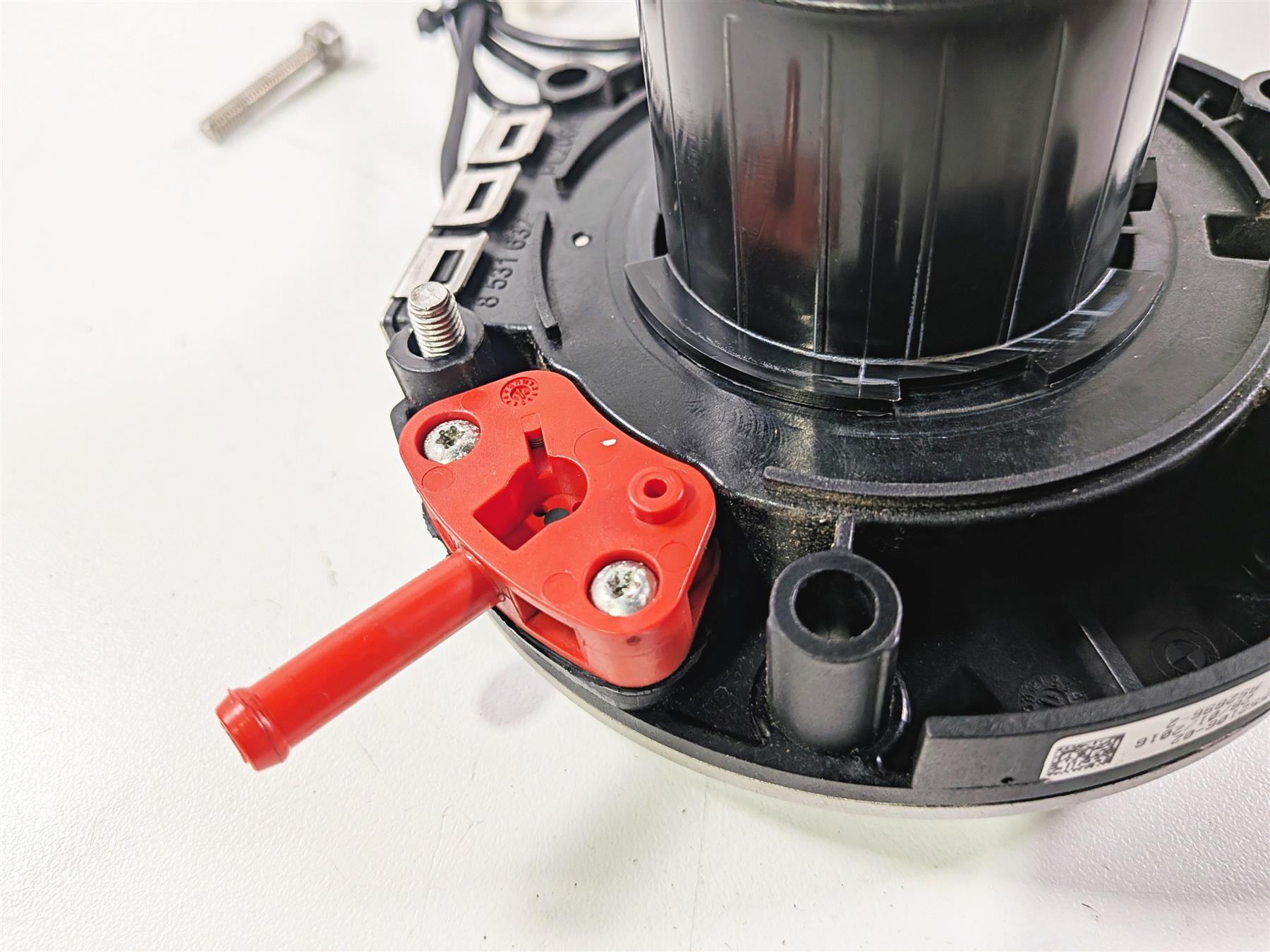 2016 BMW R1200RT RT RTW K52 Keyless Ride Fuel Gas Cap Lid 16118552106 {{ shop.shopifyCountryName }} - Mototech271
