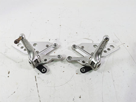 2008 Aprilia RSVR 1000 Factory Front Left Right Foot Peg Set AP8154069 AP8154070 {{ shop.shopifyCountryName }} - Mototech271