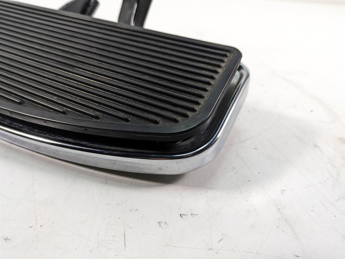 2014 Harley Touring FLHTK Electra Glide Left Rider Foot Floor Board 50621-06 {{ shop.shopifyCountryName }} - Mototech271