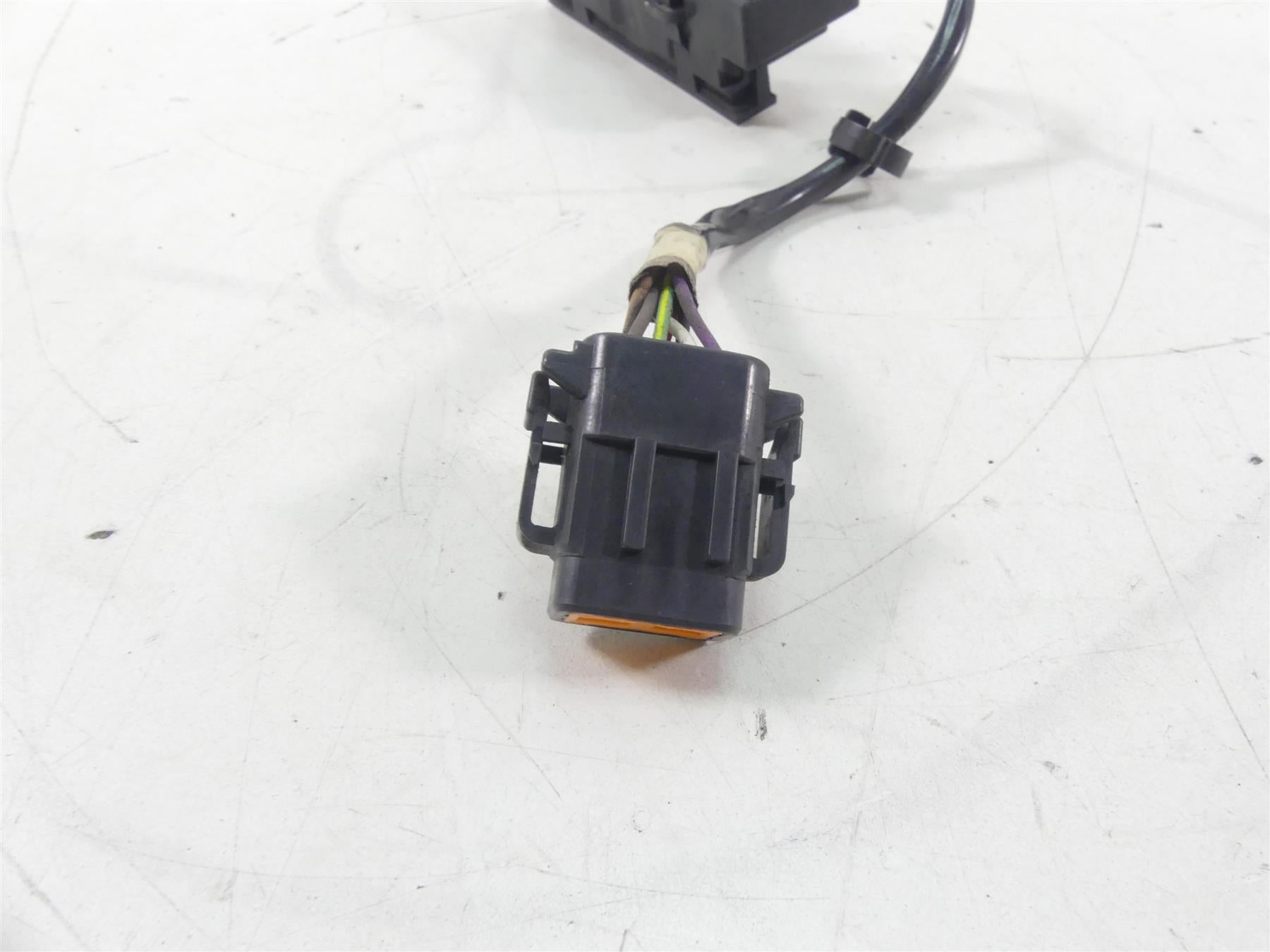 2005 Harley Softail FLSTSC Heritage Springer Instrument Indicator Light 68113-99 {{ shop.shopifyCountryName }} - Mototech271