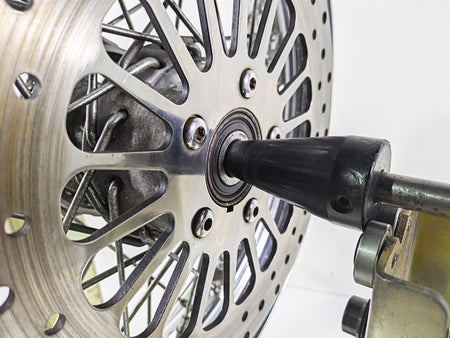 2004 Harley FLSTCI Softail Heritage Front Wheel Rim Rotor 16x3 READ 43005-05A {{ shop.shopifyCountryName }} - Mototech271