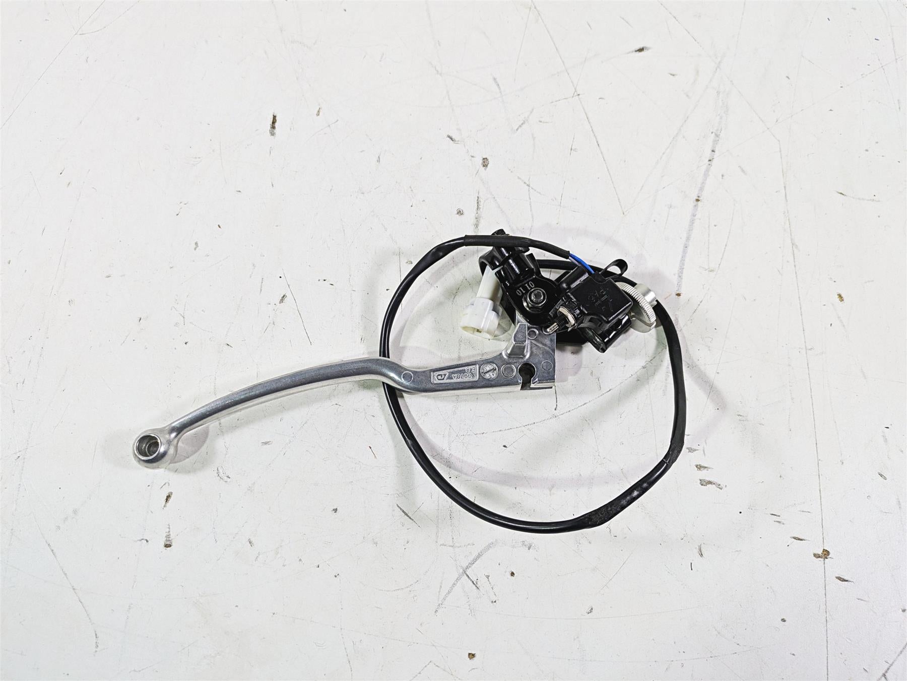 2021 Aprilia RS660 Clutch Perch & Straight Lever & Safety Switch 2B003552 {{ shop.shopifyCountryName }} - Mototech271