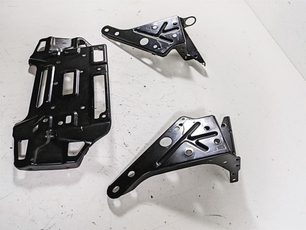 2015 Harley Touring FLHXS Street Glide Front Fairing Mounting Hardware 57000169A {{ shop.shopifyCountryName }} - Mototech271