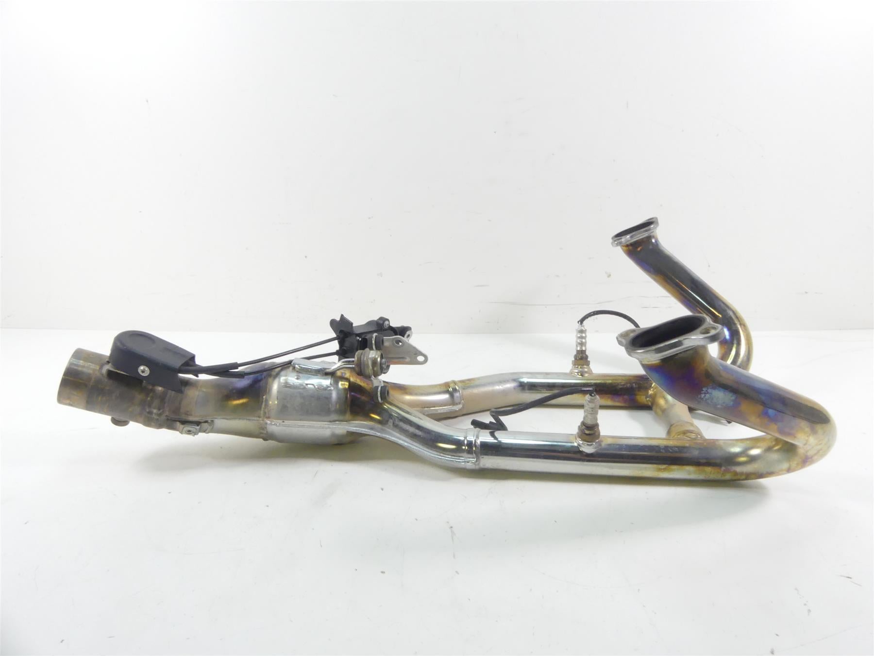 2016 BMW R1200RS K54 Exhaust Header Manifold & Servo Motor 18518555270 {{ shop.shopifyCountryName }} - Mototech271