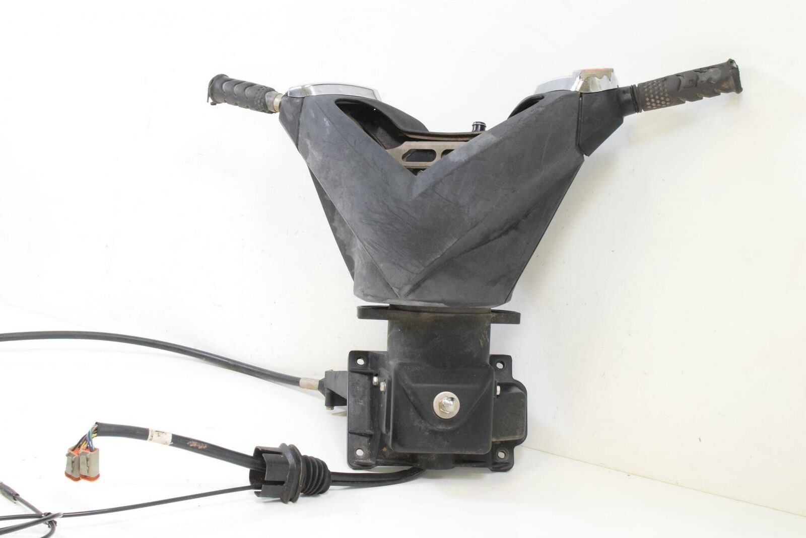 2006 Sea-Doo RXP 4-Tec Supercharged Handlebar Handle Control Switch 277001431 {{ shop.shopifyCountryName }} - Mototech271