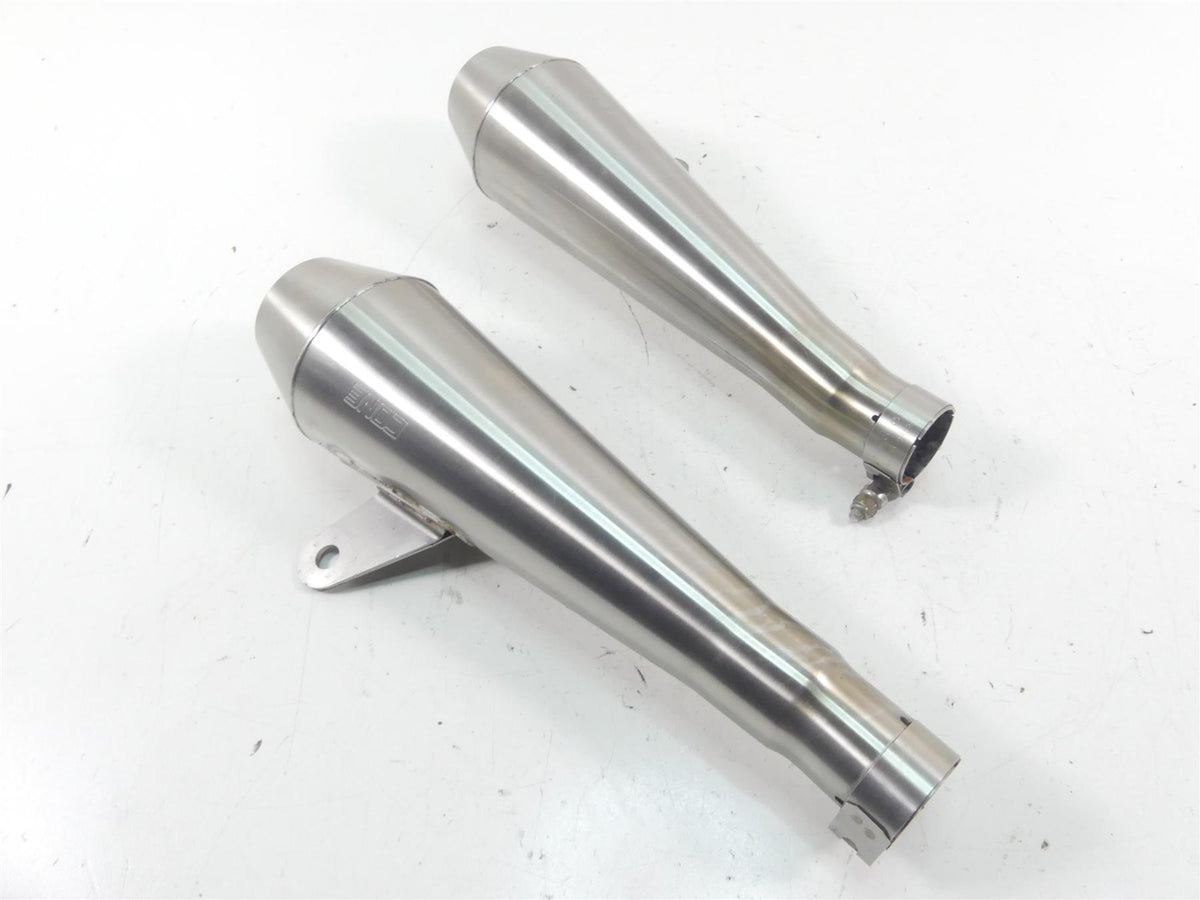 2017 Triumph Thruxton 1200 R Cone Shorty Muffler Exhaust Set MC-CN-TPW-BSH {{ shop.shopifyCountryName }} - Mototech271