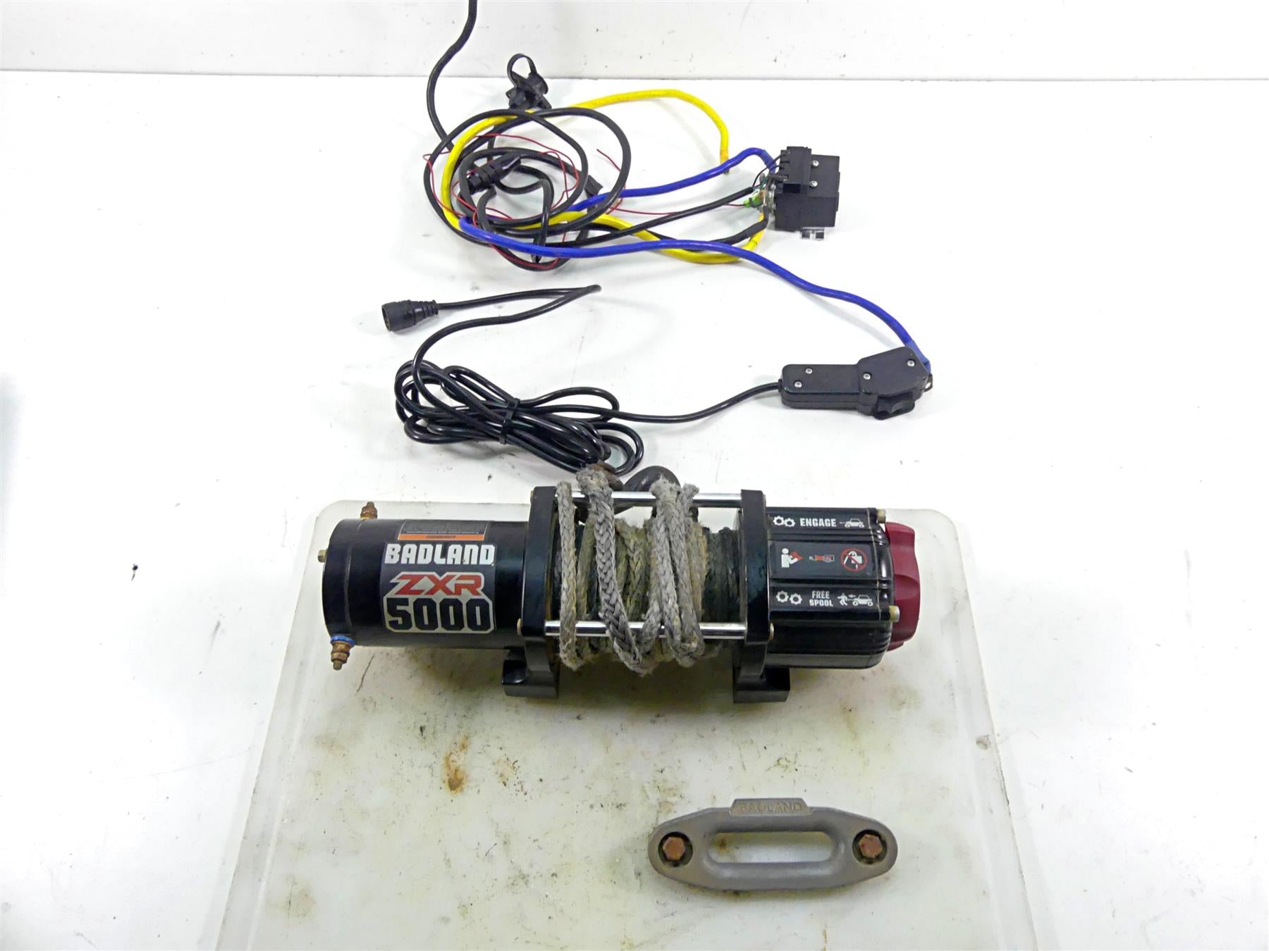 2016 Polaris RZR XP 1000 EPS Front Badland ZXR 5000 Winch 2635537 2204855 {{ shop.shopifyCountryName }} - Mototech271