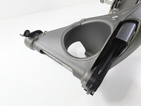 2019 Triumph Speed Triple RS 1050 Rear Swingarm & Axle Set T2059502 T2010257 {{ shop.shopifyCountryName }} - Mototech271