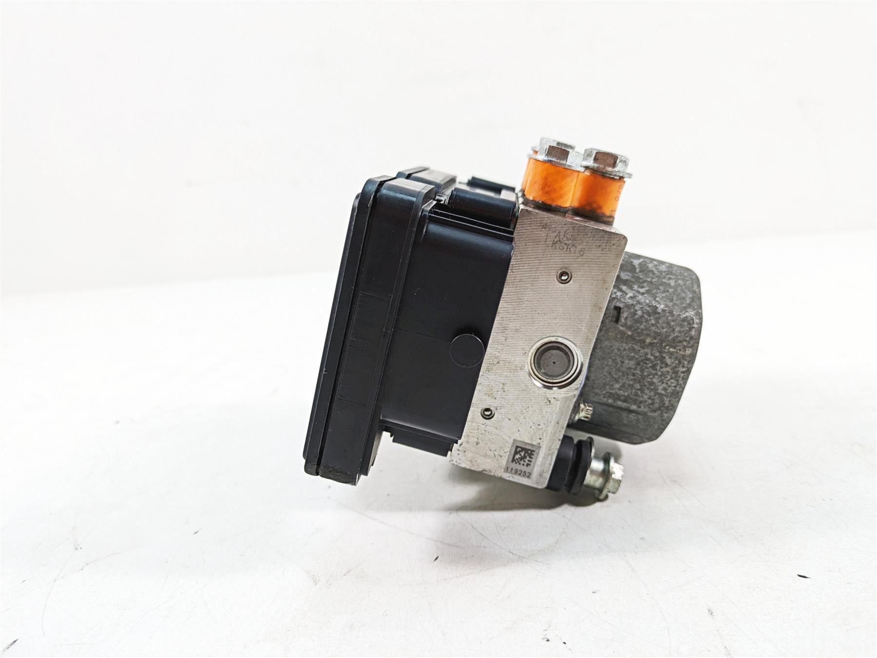 2020 Harley Touring FLHX Street Glide Abs Brake Pump Module Unit 41100104C {{ shop.shopifyCountryName }} - Mototech271