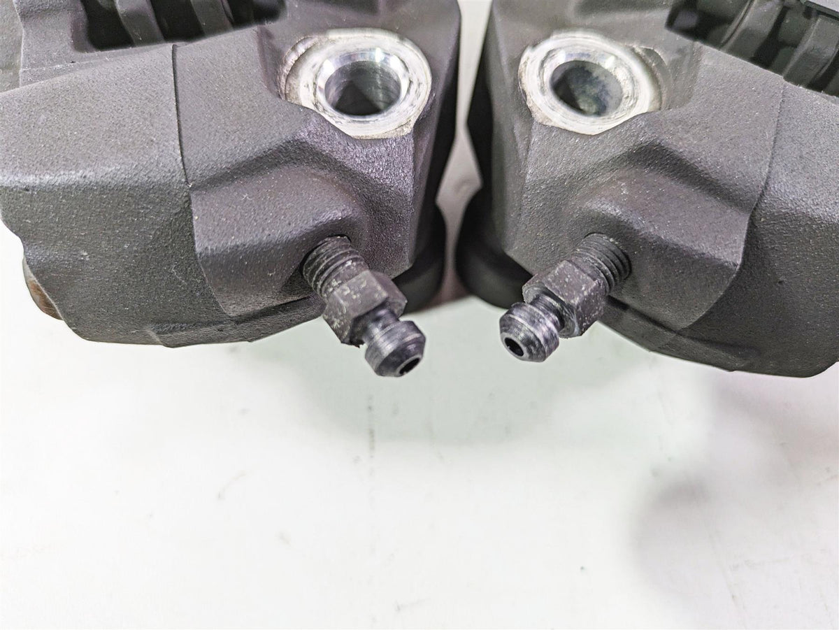2008 Suzuki GSXR600 Front Brake Caliper Set Tokico 59100-41G30-999 {{ shop.shopifyCountryName }} - Mototech271