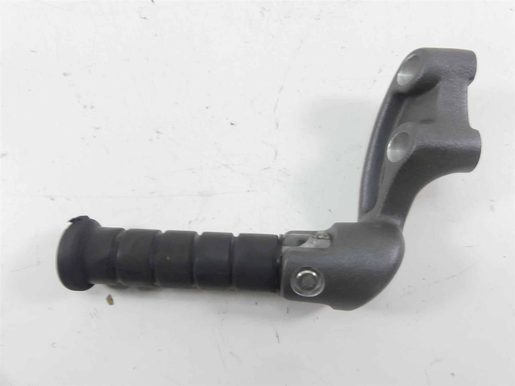 2018 Indian Scout Sixty Rear Passenger Footpeg Foot Peg Rest Set 5138882 {{ shop.shopifyCountryName }} - Mototech271