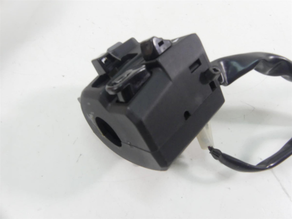 2019 Kawasaki ZX1400 ZX-14R Ninja Left Hand Blinker Control Switch 46091-0331 {{ shop.shopifyCountryName }} - Mototech271