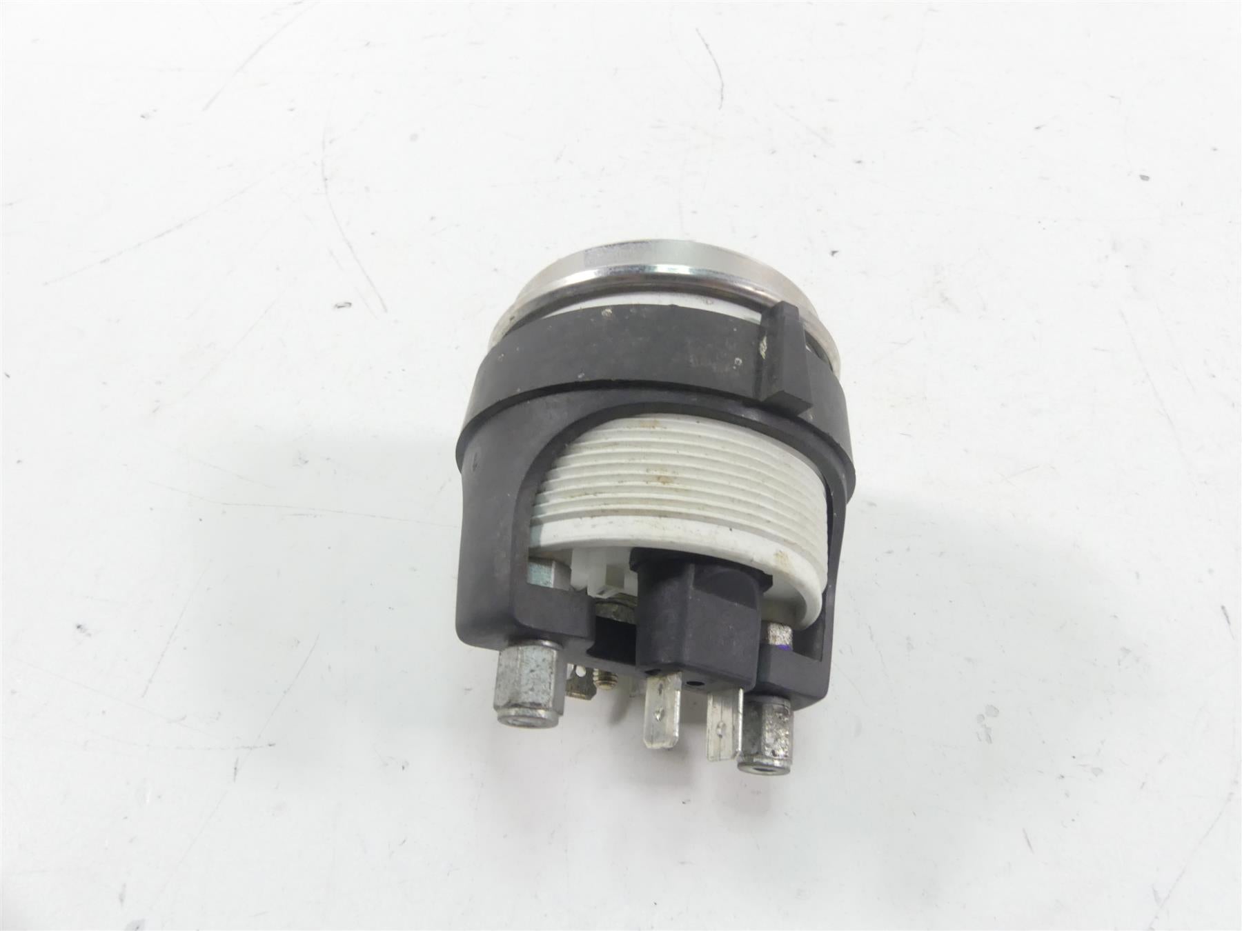 2013 Harley Touring FLHTK Electra Glide Oil Pressure Gauge 74690-10 {{ shop.shopifyCountryName }} - Mototech271