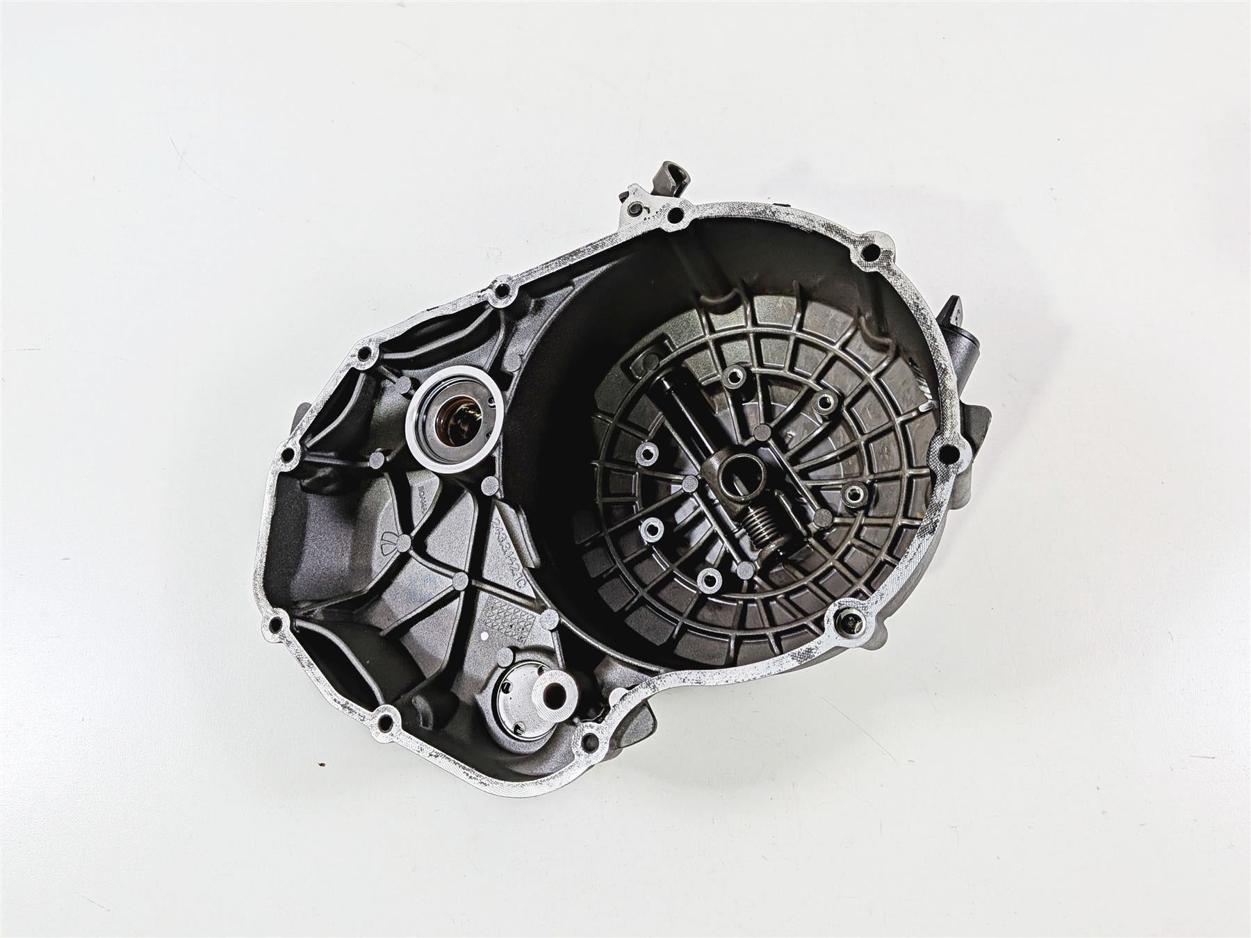 2015 Ducati Scrambler Urban Enduro Right Engine Side Clutch Cover 24321421B-Mototech271