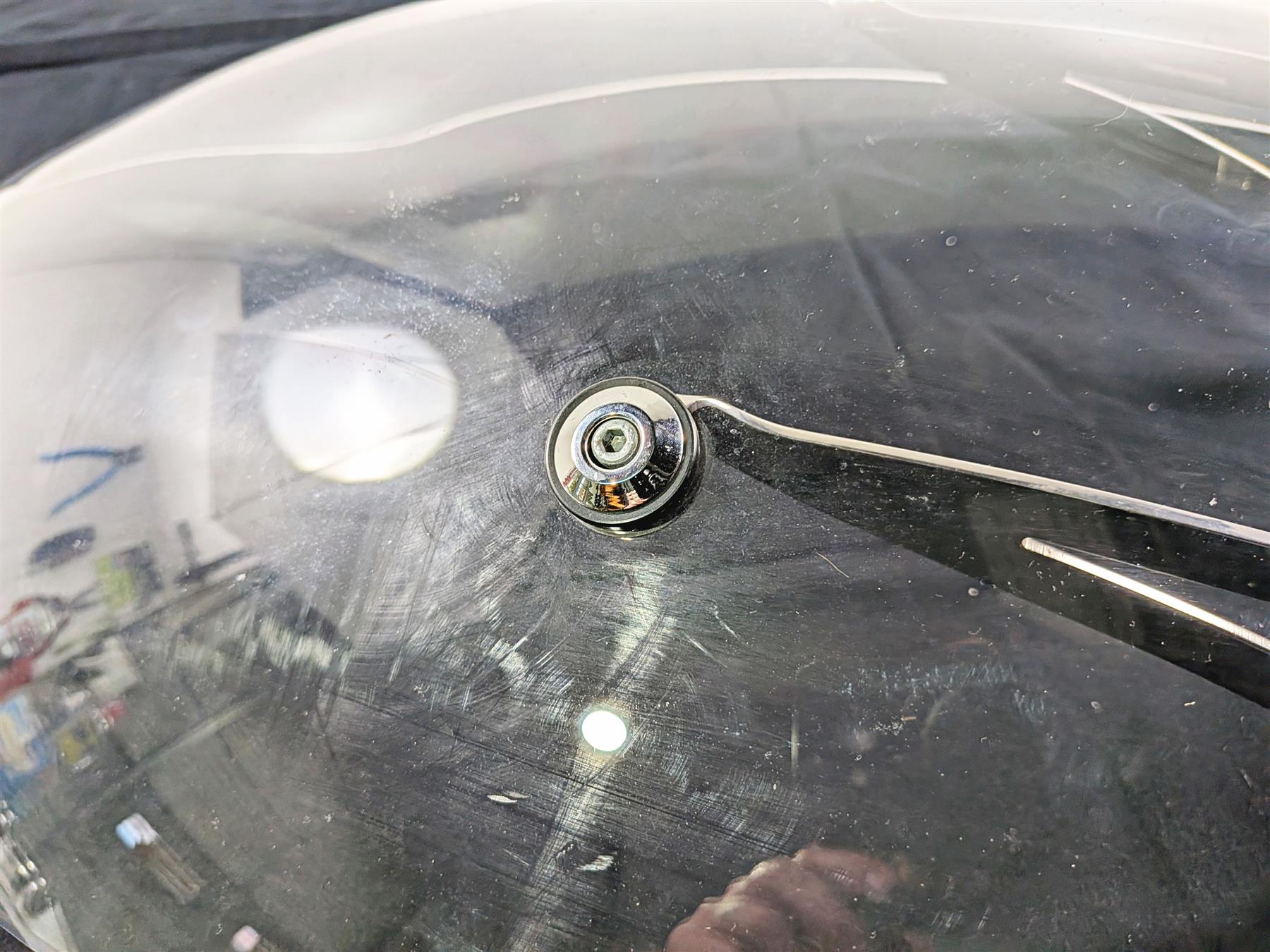 2009 Harley FXCWC Softail Rocker Super Sport Windshield + Mounts - Read 57331-07 {{ shop.shopifyCountryName }} - Mototech271