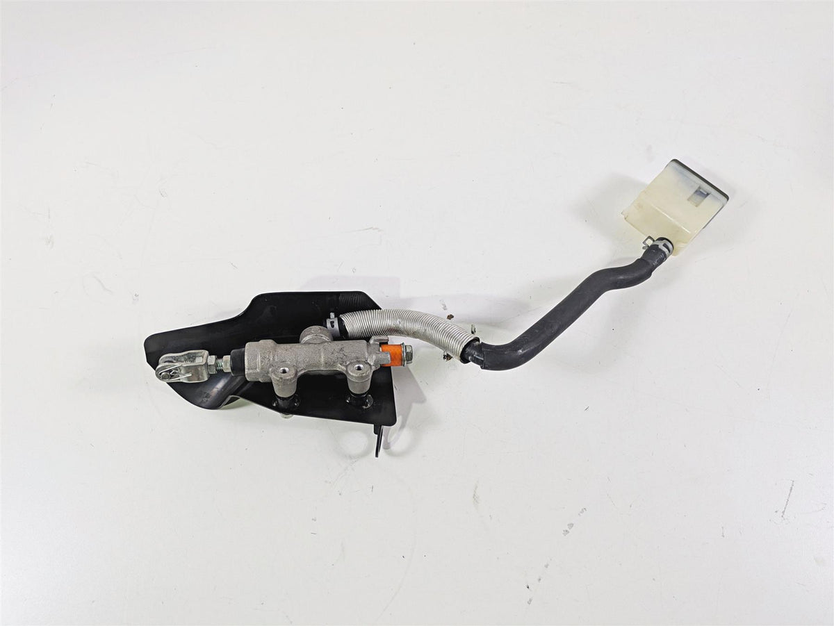 2019 Suzuki M109R VZR1800 Boulevard Rear Brake Master Cylinder 14mm 69600-48G00 {{ shop.shopifyCountryName }} - Mototech271