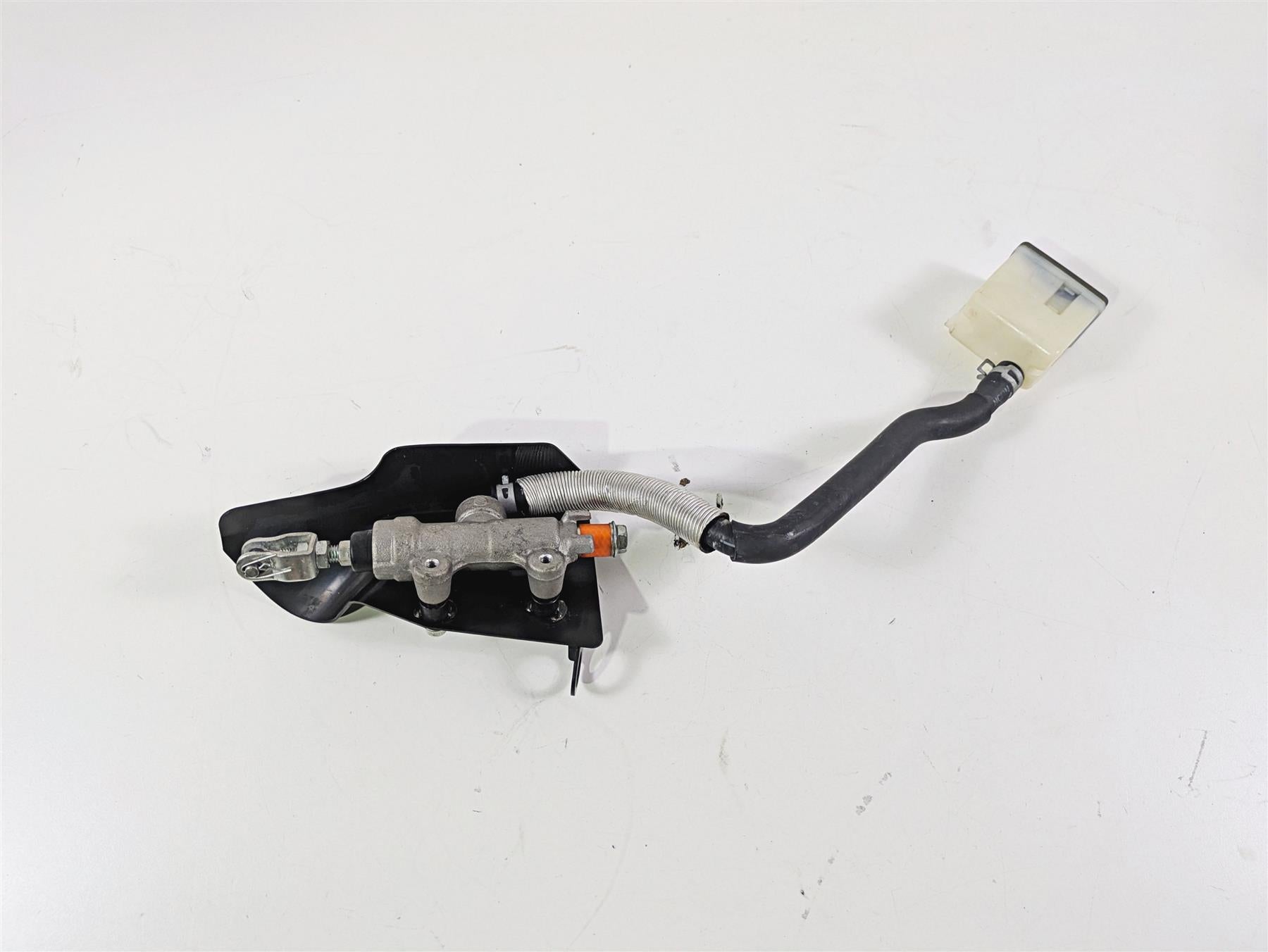 2019 Suzuki M109R VZR1800 Boulevard Rear Brake Master Cylinder 14mm 69600-48G00 {{ shop.shopifyCountryName }} - Mototech271
